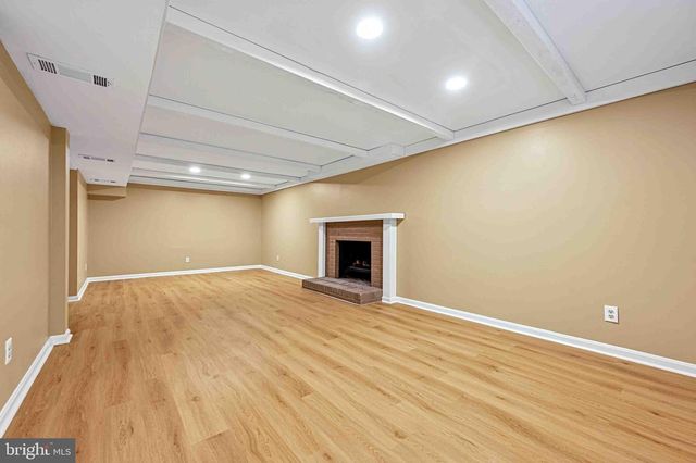 5124 CLINTON RD, Alexandria, VA 22312