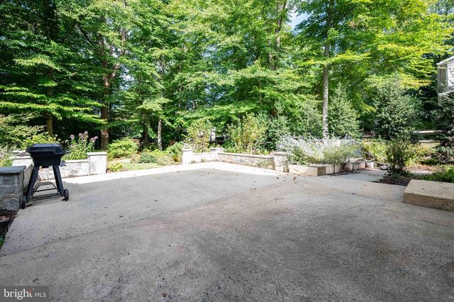 5124 CLINTON RD, Alexandria, VA 22312