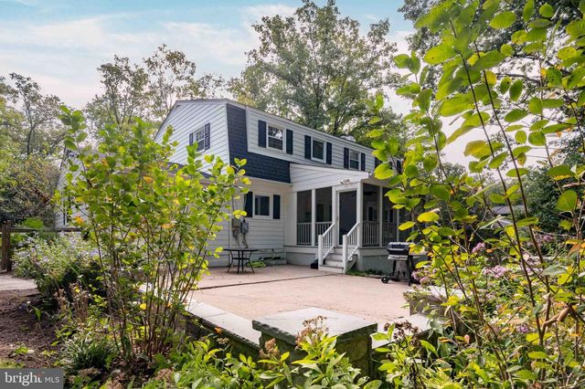 5124 CLINTON RD, Alexandria, VA 22312
