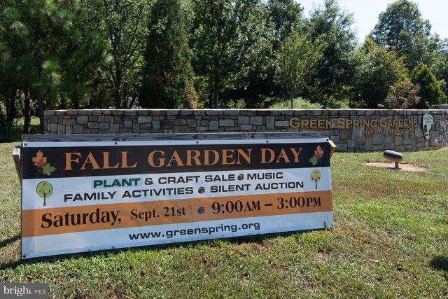 5124 CLINTON RD, Alexandria, VA 22312