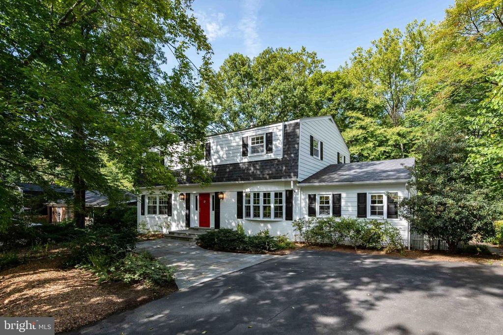 5124 CLINTON RD, Alexandria, VA 22312