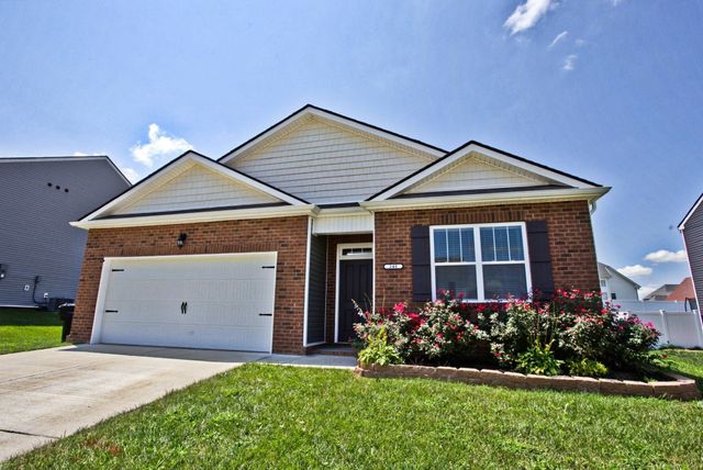 248 Autumn Terrace Ln, Clarksville, TN 37040