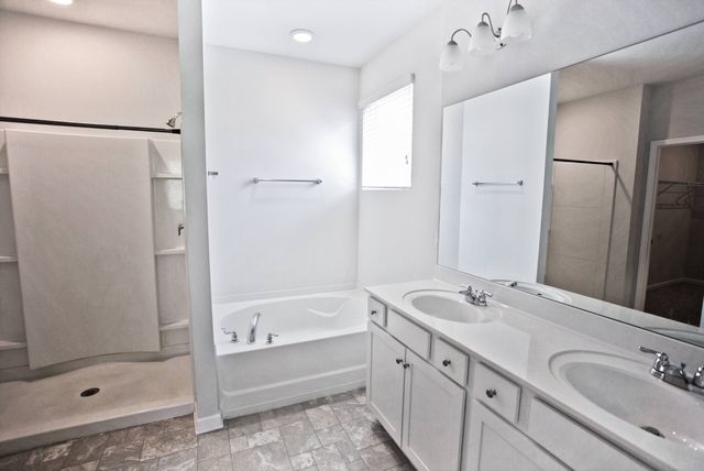 248 Autumn Terrace Ln, Clarksville, TN 37040