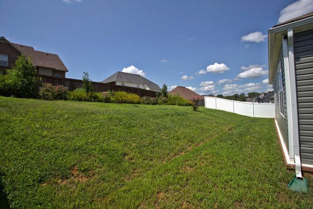 248 Autumn Terrace Ln, Clarksville, TN 37040