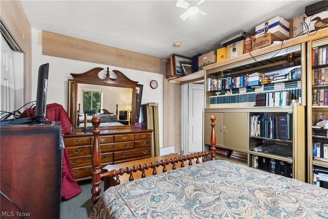 3318 Washington Street, Bellaire, OH 43906