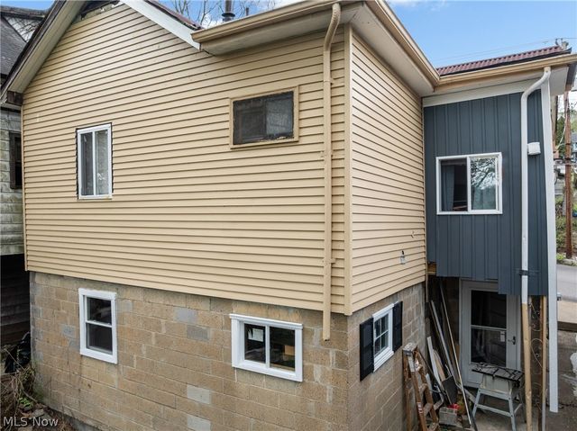 3318 Washington Street, Bellaire, OH 43906