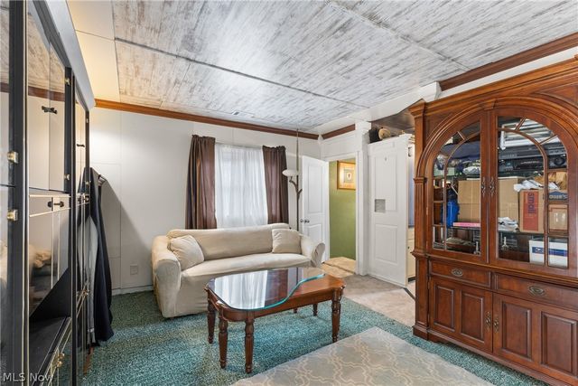 3318 Washington Street, Bellaire, OH 43906
