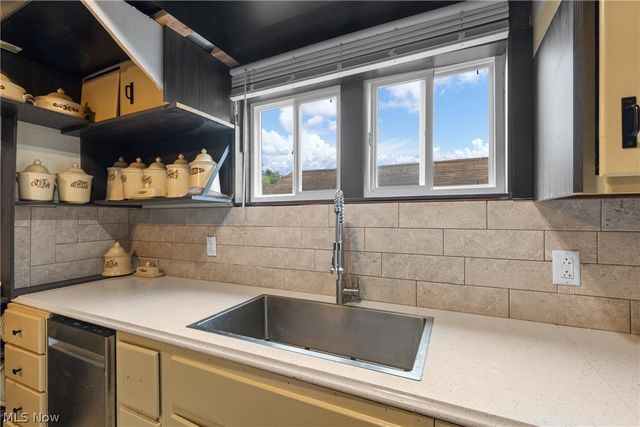 3318 Washington Street, Bellaire, OH 43906
