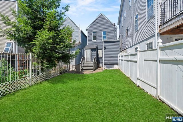 500 19th Street, Newark, NJ 07103