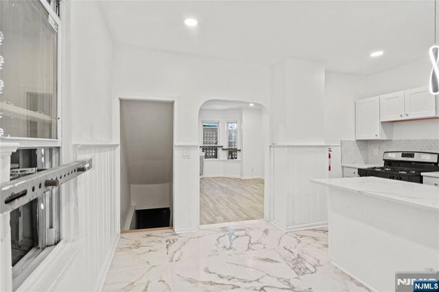 500 19th Street, Newark, NJ 07103