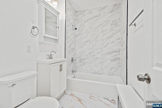 500 19th Street, Newark, NJ 07103