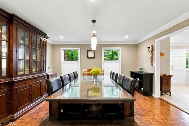 700 Oak Ln, Franklin Lakes Boro, NJ 07417