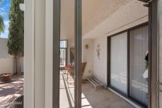 5572 N Crystal Mist Place, Tucson, AZ 85750