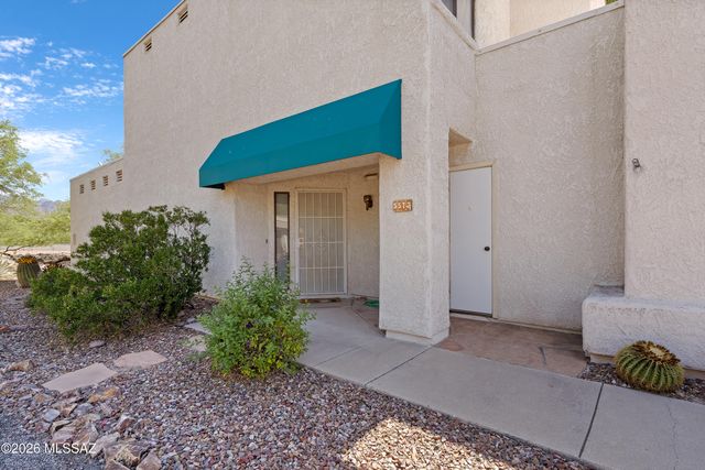 5572 N Crystal Mist Place, Tucson, AZ 85750