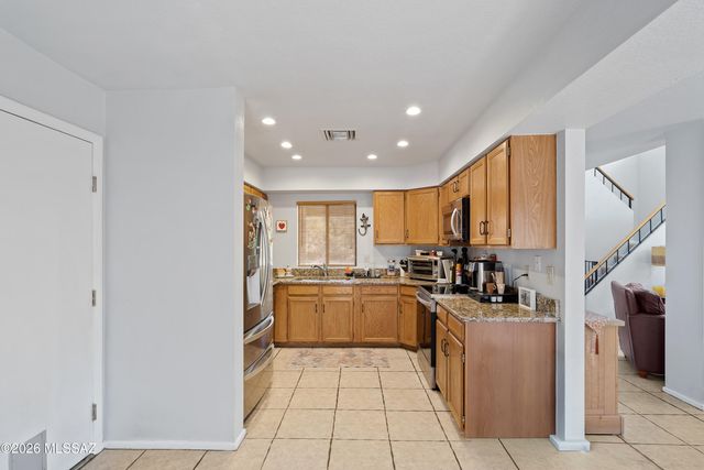 5572 N Crystal Mist Place, Tucson, AZ 85750