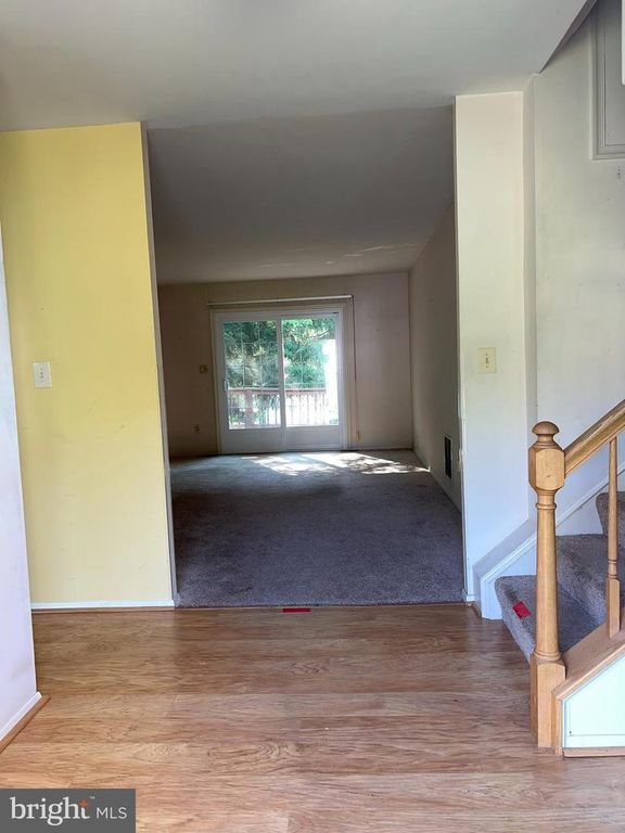 Image 2 of property listing at 2164 TULSA RD, Sykesville, MD 21784
