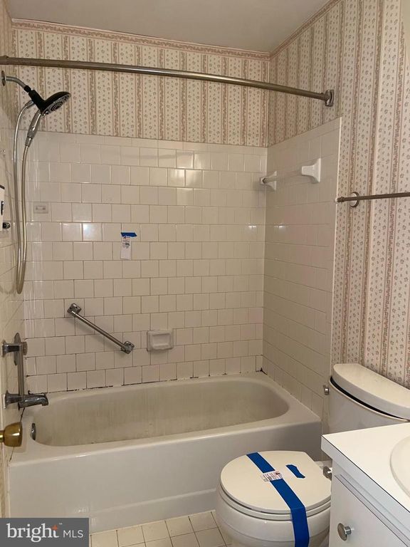 Image 7 of property listing at 2164 TULSA RD, Sykesville, MD 21784