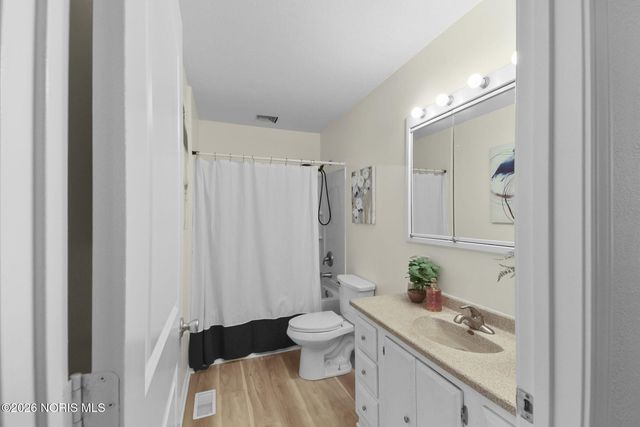 28262 Brookside Lane, Millbury, OH 43447