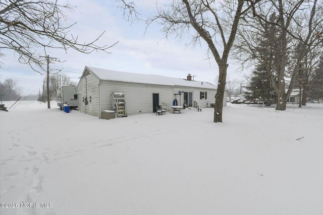 28262 Brookside Lane, Millbury, OH 43447