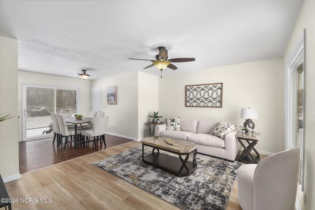 28262 Brookside Lane, Millbury, OH 43447