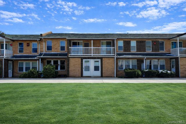 250 Artist Lake Drive, Middle Island, NY 11953