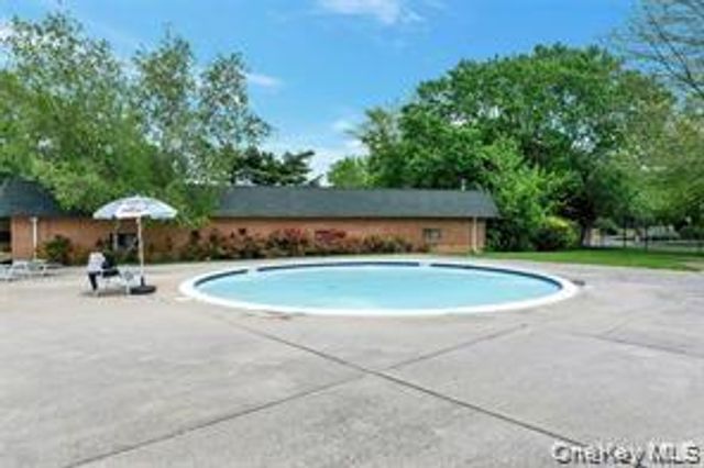 250 Artist Lake Drive, Middle Island, NY 11953