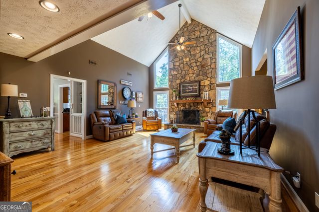 131 Hine Road SE, Rome, GA 30161