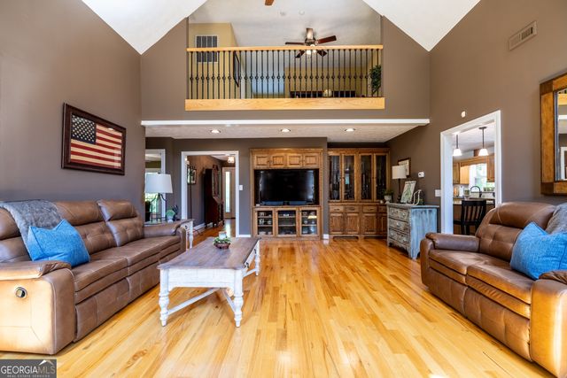 131 Hine Road SE, Rome, GA 30161