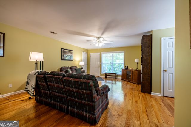 131 Hine Road SE, Rome, GA 30161