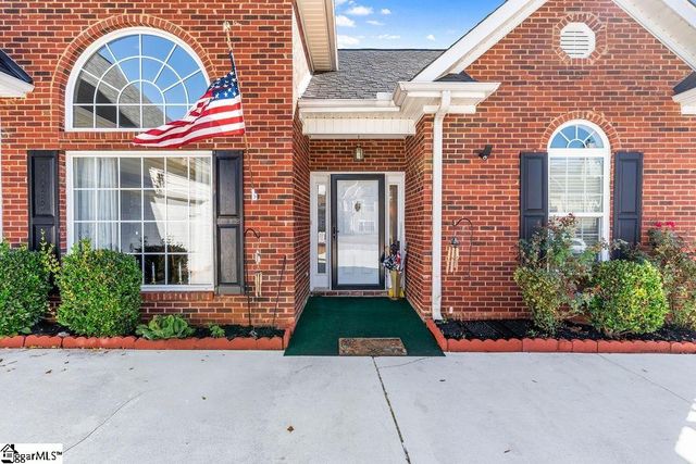 12 Rosemoss Court, Simpsonville, SC 29680