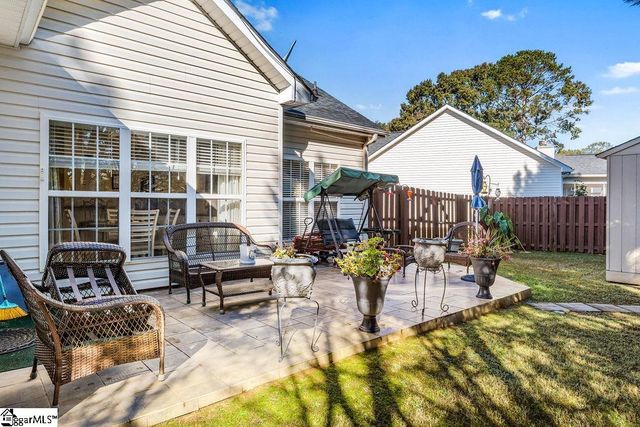 12 Rosemoss Court, Simpsonville, SC 29680