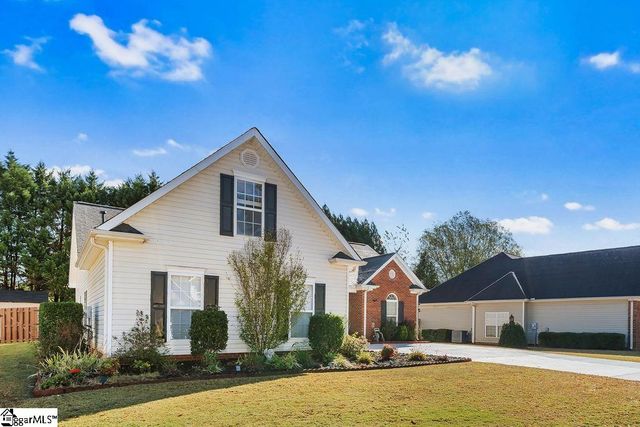 12 Rosemoss Court, Simpsonville, SC 29680