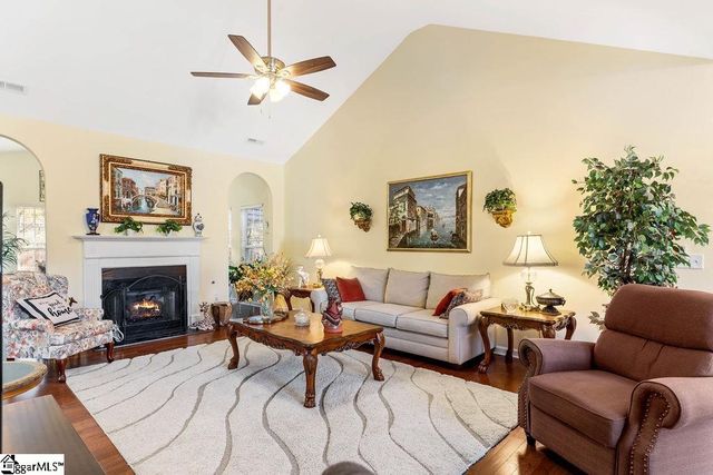 12 Rosemoss Court, Simpsonville, SC 29680