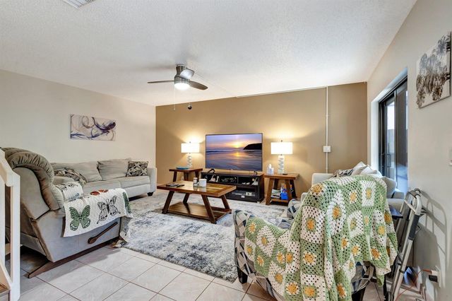 2936 Kirk Road, Lake Worth, FL 33461