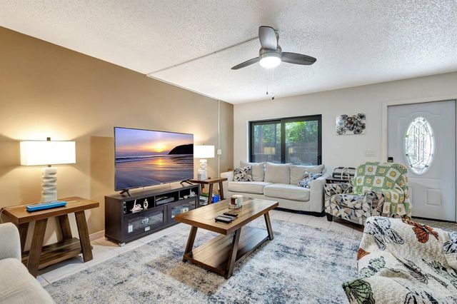 2936 Kirk Road, Lake Worth, FL 33461
