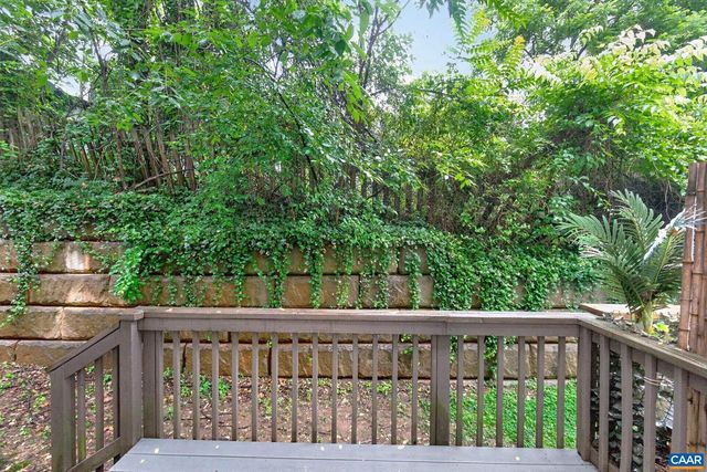 115 OLD FIFTH CIR, Charlottesville, VA 22903