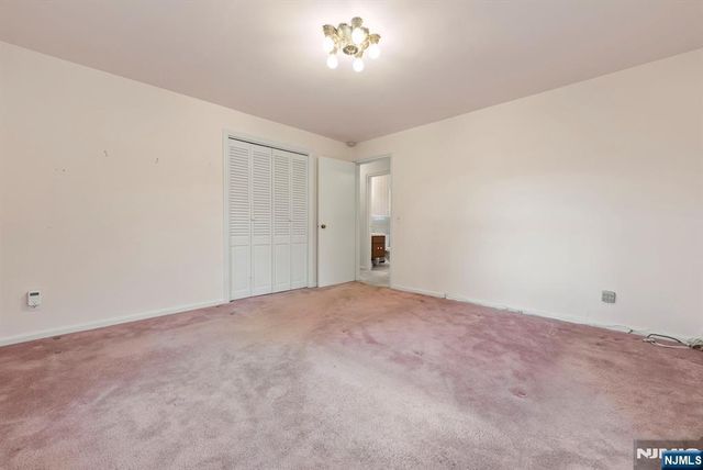 206 10th Street, Cresskill, NJ 07626