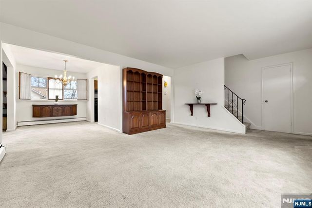 206 10th Street, Cresskill, NJ 07626