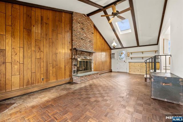 206 10th Street, Cresskill, NJ 07626