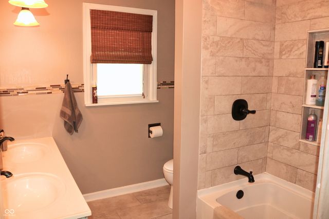 1 Locust Hill, Crawfordsville, IN 47933
