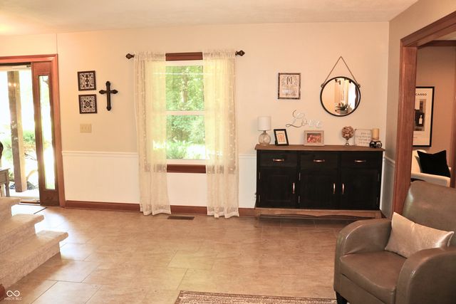 1 Locust Hill, Crawfordsville, IN 47933
