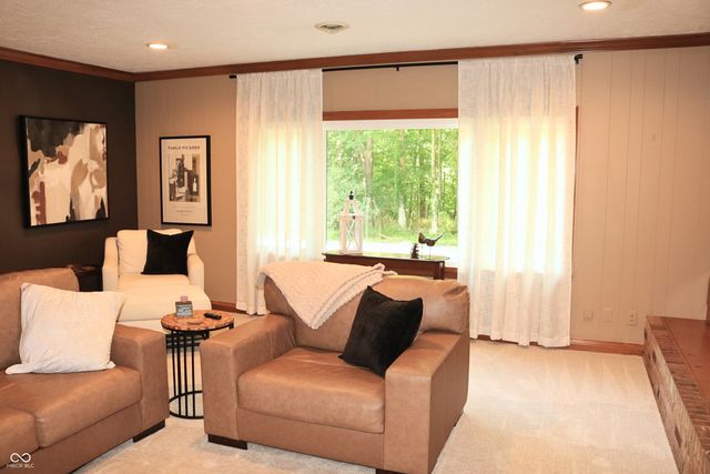 1 Locust Hill, Crawfordsville, IN 47933