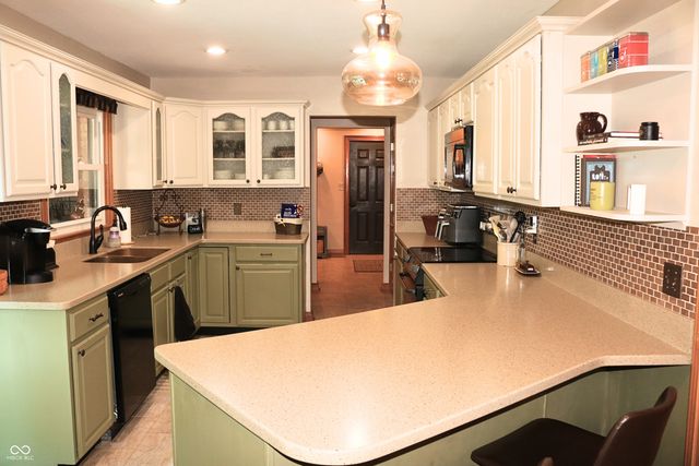 1 Locust Hill, Crawfordsville, IN 47933