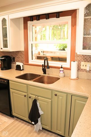 1 Locust Hill, Crawfordsville, IN 47933