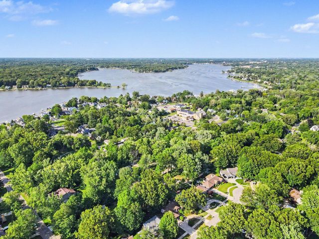 1249 Heather Court, Holland City, MI 49423