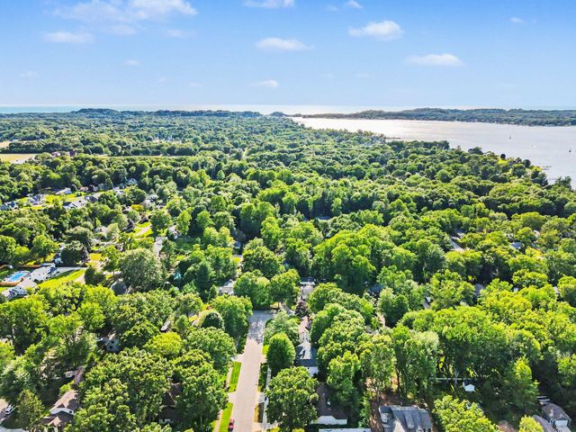 1249 Heather Court, Holland City, MI 49423