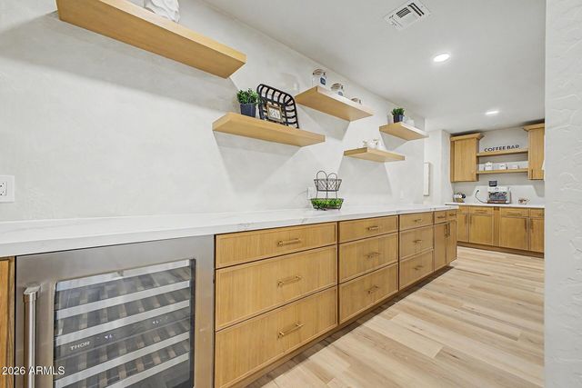 2808 E LUPINE Avenue, Phoenix, AZ 85028