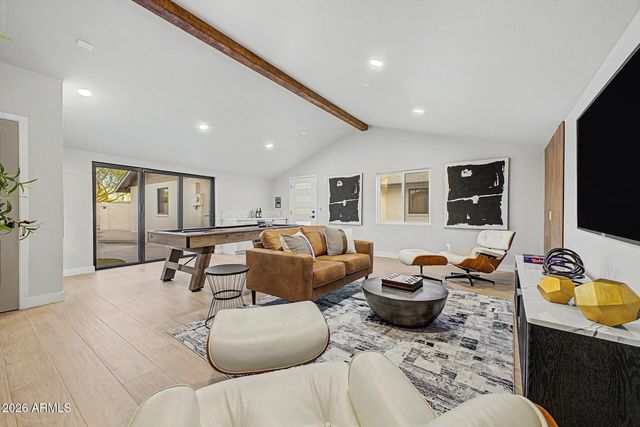 2808 E LUPINE Avenue, Phoenix, AZ 85028