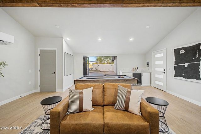 2808 E LUPINE Avenue, Phoenix, AZ 85028