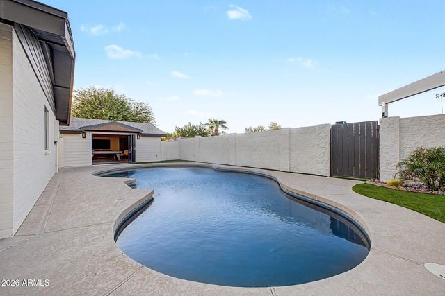 2808 E LUPINE Avenue, Phoenix, AZ 85028